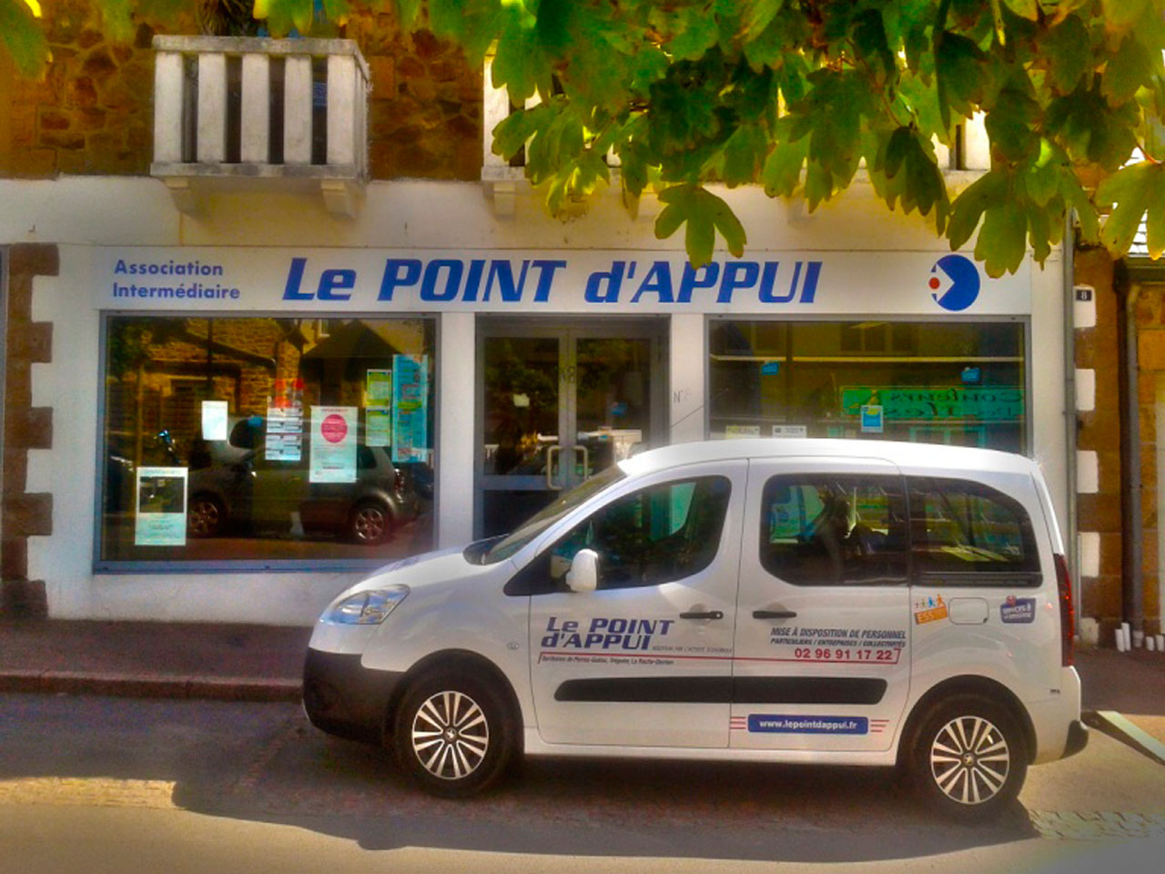 Le Point d’Appui vitrine